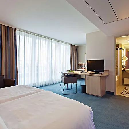 Lindner Am Dom, Part Of Jdv By Hyatt 4* Keulen