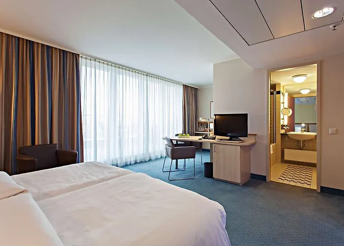 Lindner Am Dom, Part Of Jdv By Hyatt 4* Cologne