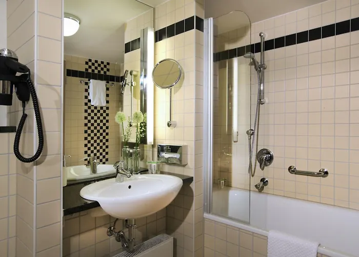 Lindner Am Dom, Part Of Jdv By Hyatt Cologne