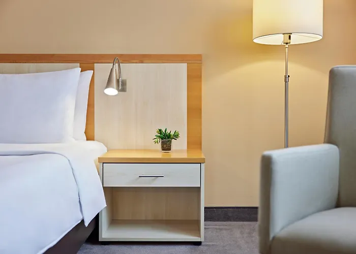 Lindner Am Dom, Part Of Jdv By Hyatt 4* Cologne