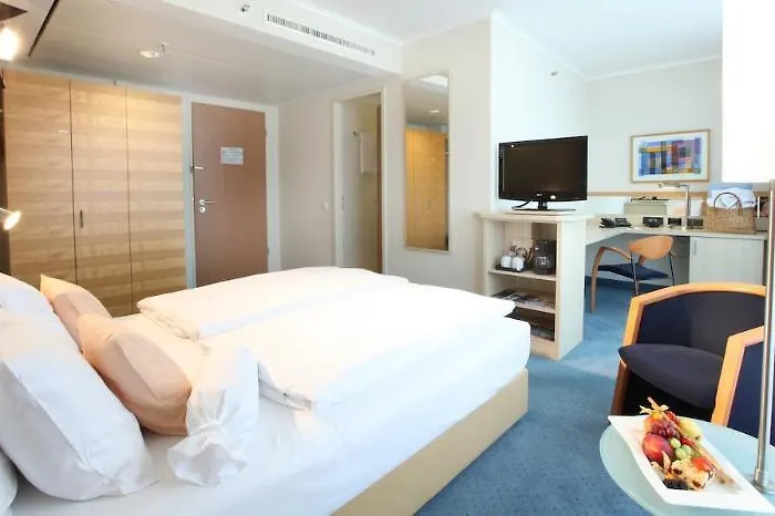 Lindner Am Dom, Part Of Jdv By Hyatt 4* Cologne